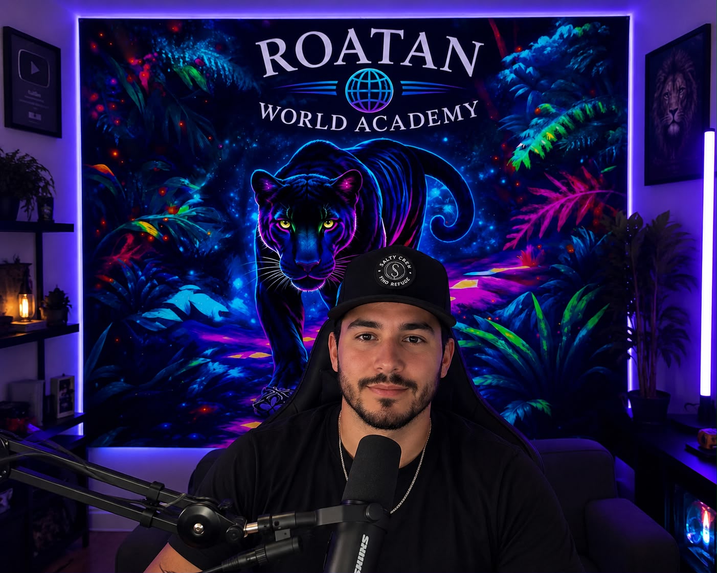 Roatan Neon Panther – Premium Fantasy Jungle Backdrop | Streaming, Gaming & Content Creator Background